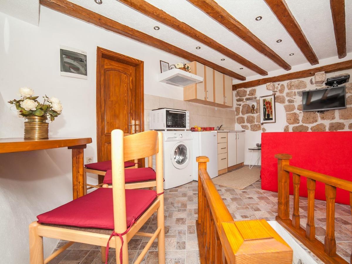 Apartment Alexandra Kotor Buitenkant foto